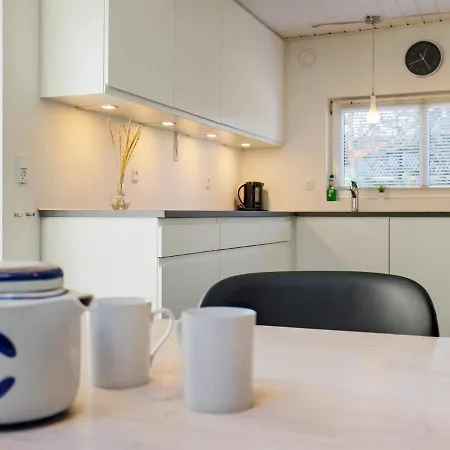 6 Person Holiday In Bl Vand Vakantiehuis Blåvand