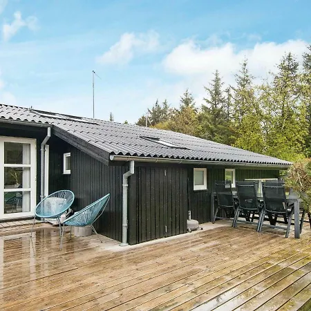 6 Person Holiday In Bl Vand Vakantiehuis *